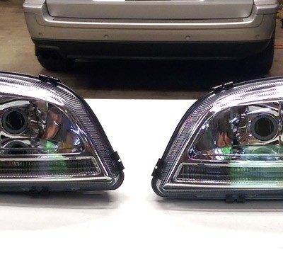 Chrome Projector Headlights with Turn Signals for S70 V70 C70